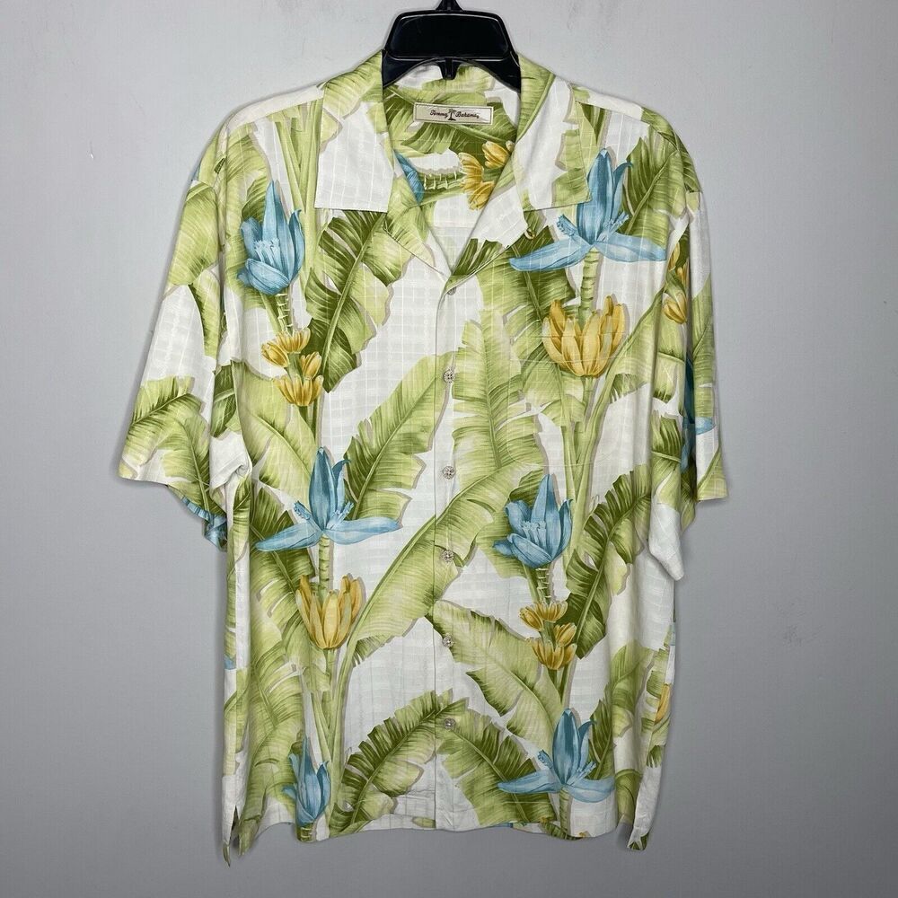 TOMMY BAHAMA Tropical Shirt Men Medium Silk Blue Floral Camp Cruise Hawaiian